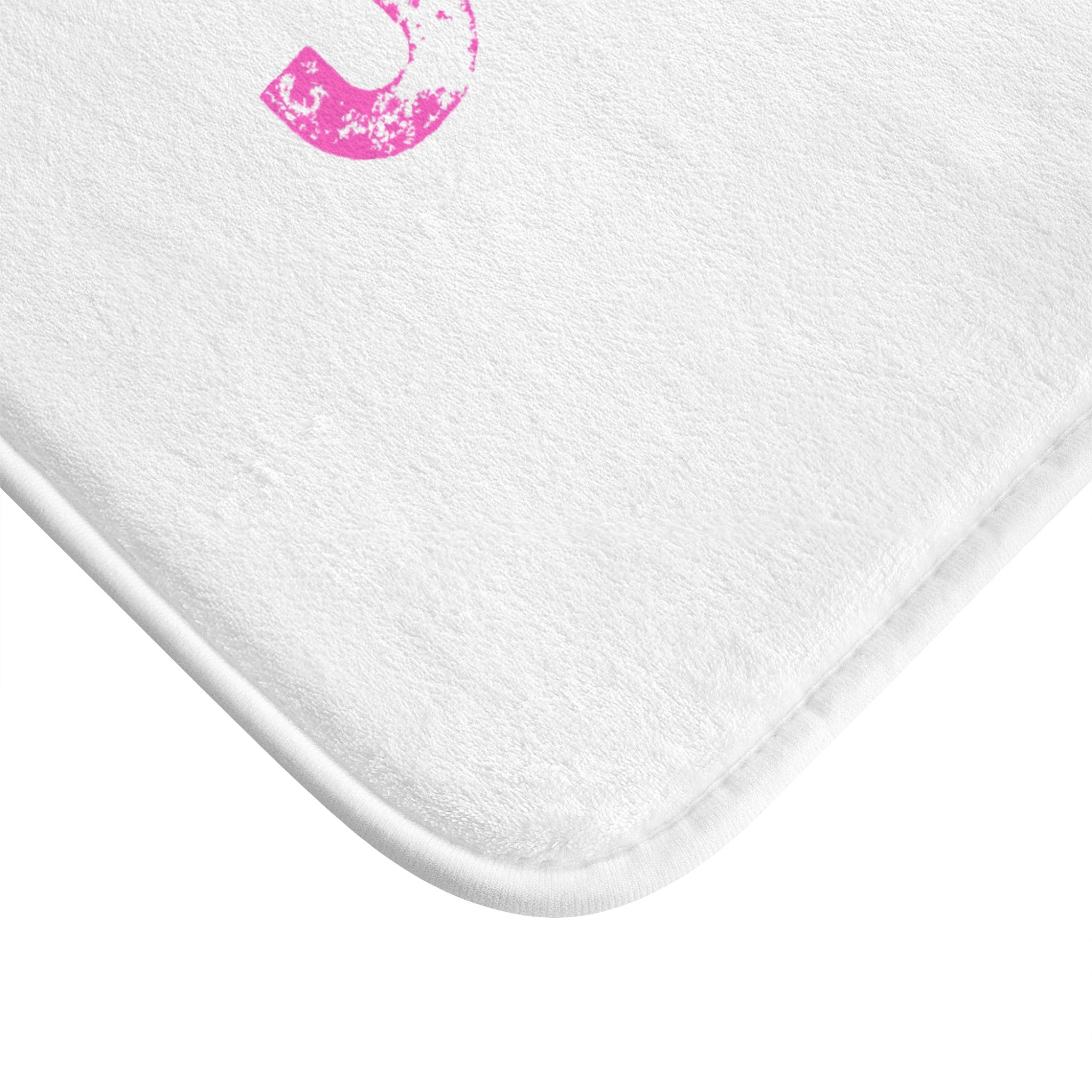 Bath Mat With Bold "Jamaica" Print.