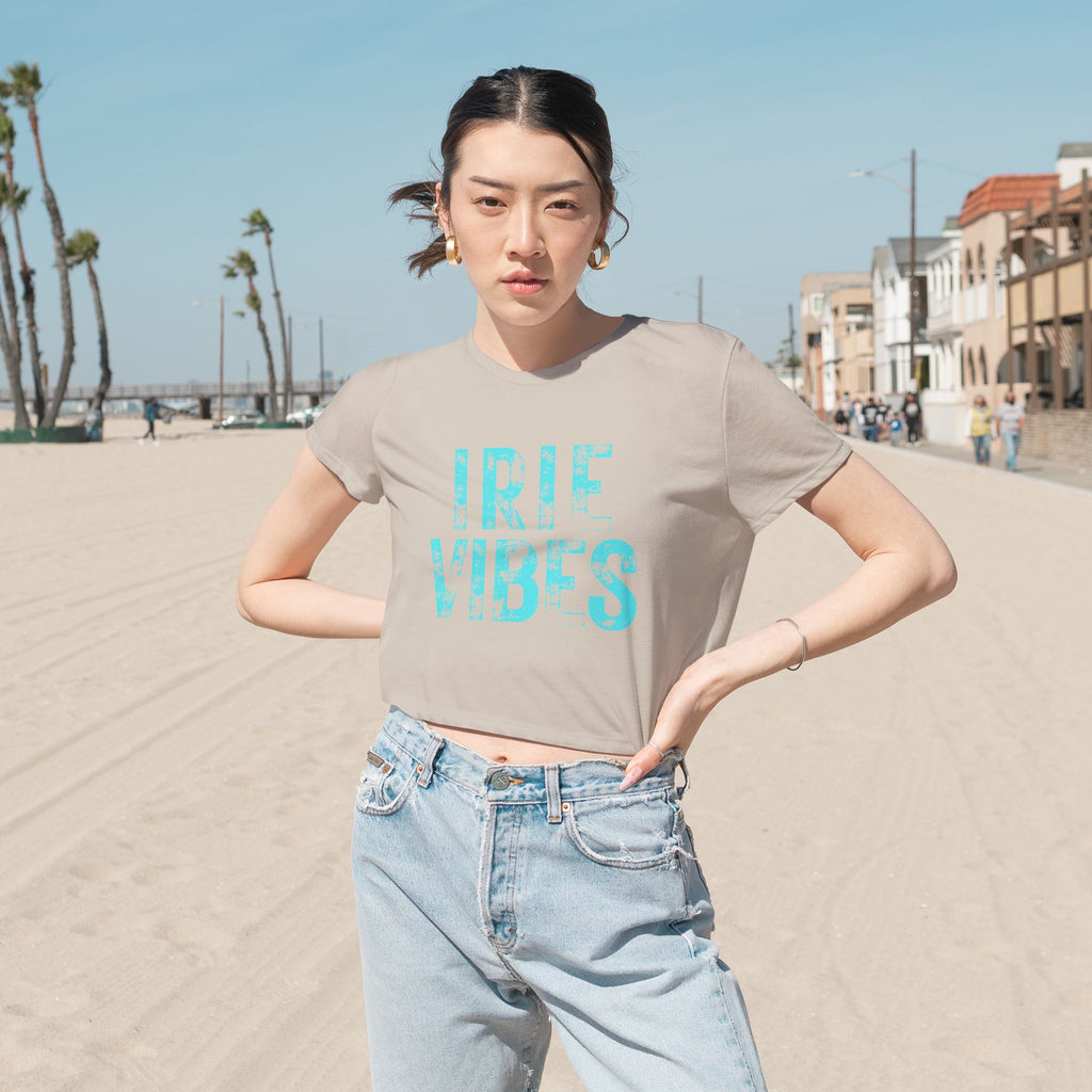 Irie Vibes Cropped T-shirt.