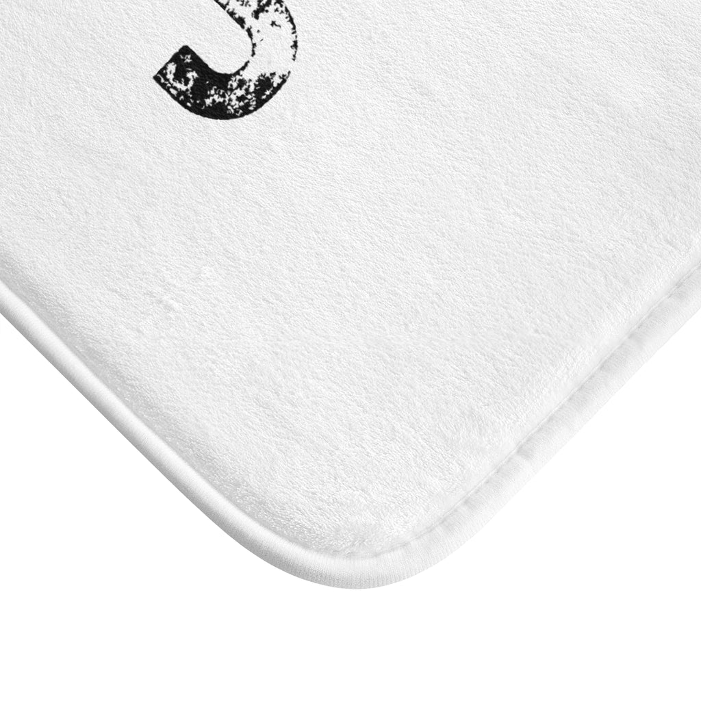 Bath Mat With Bold "Jamaica" Print.